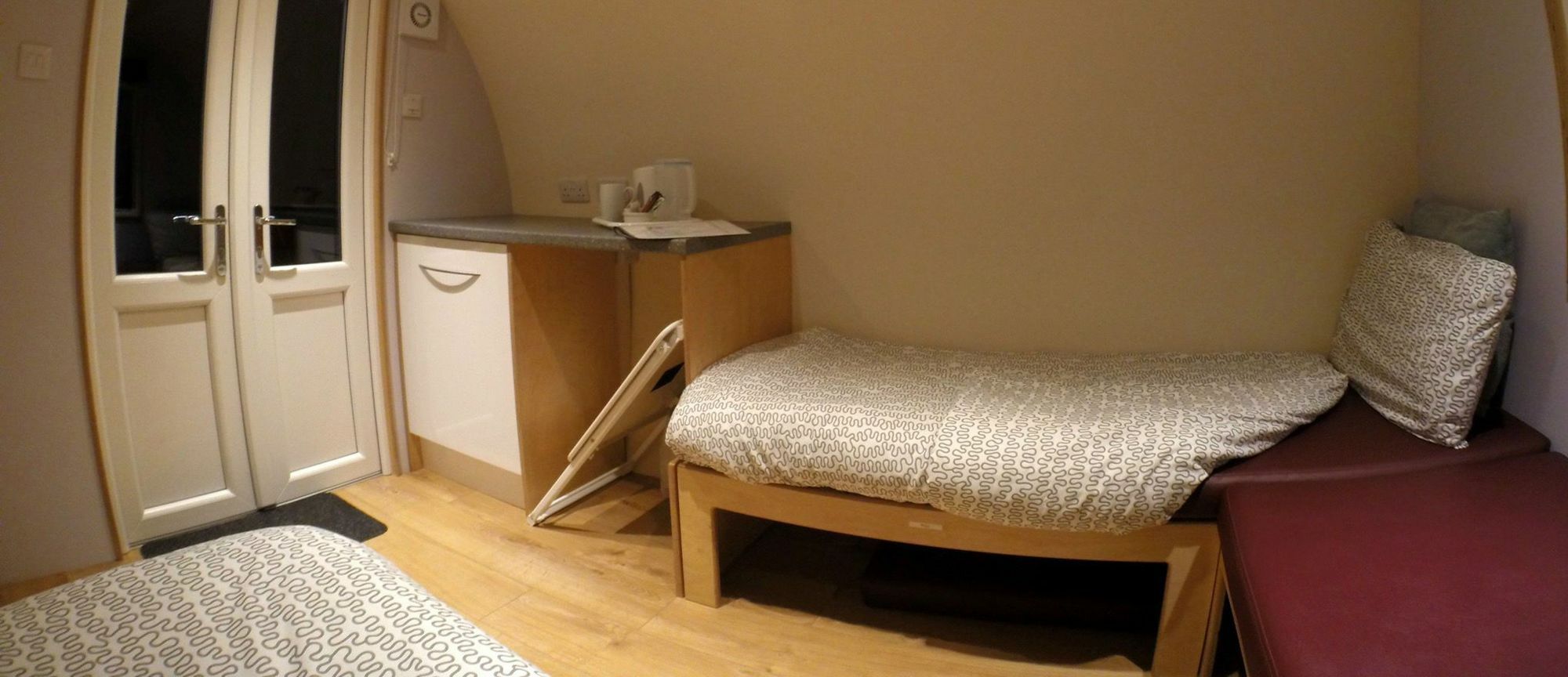 Glamping - & Cycle Stop Holiday home